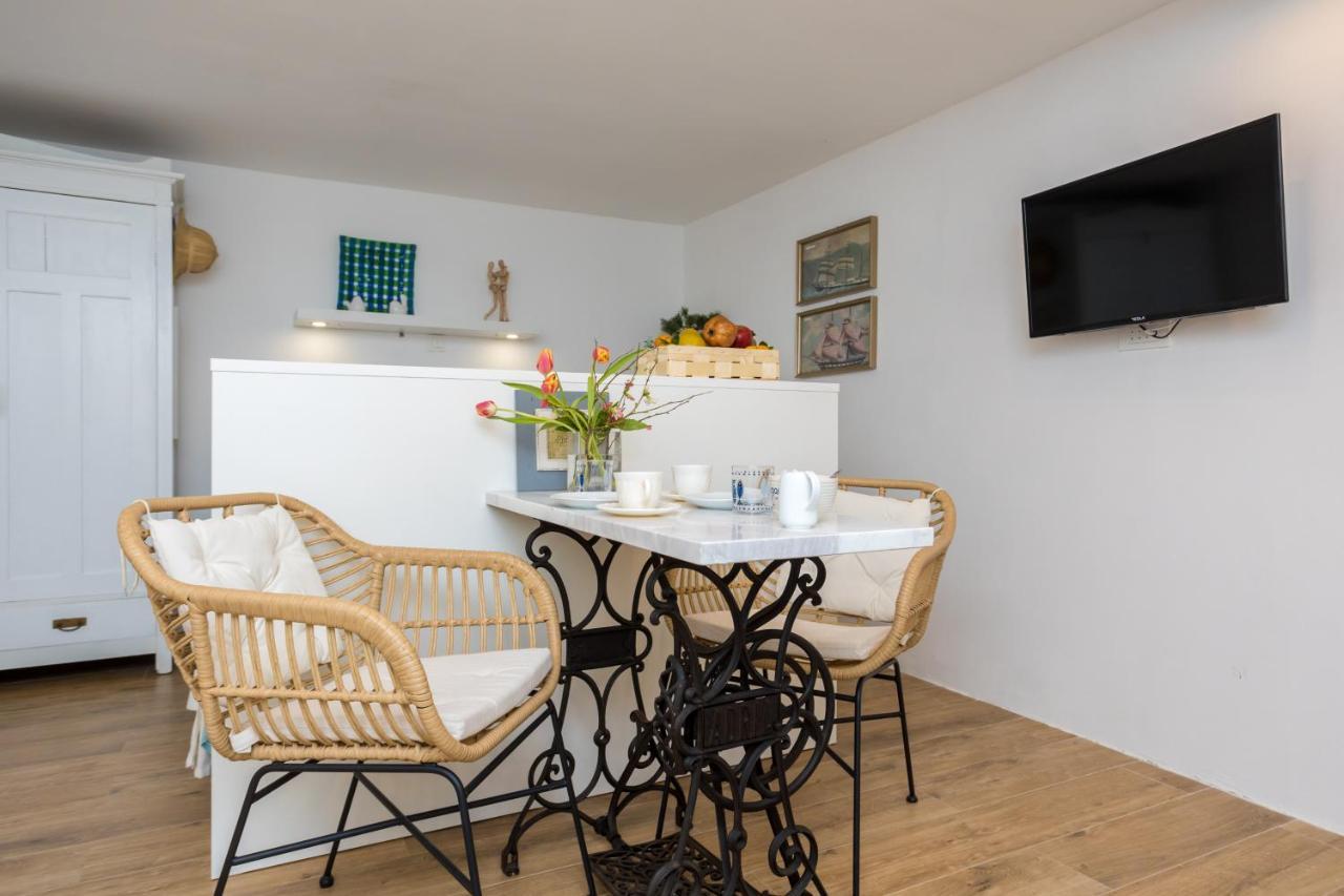 Charming Studio Apartment At House Rustica With Terrace And Nearby Parking プナト エクステリア 写真